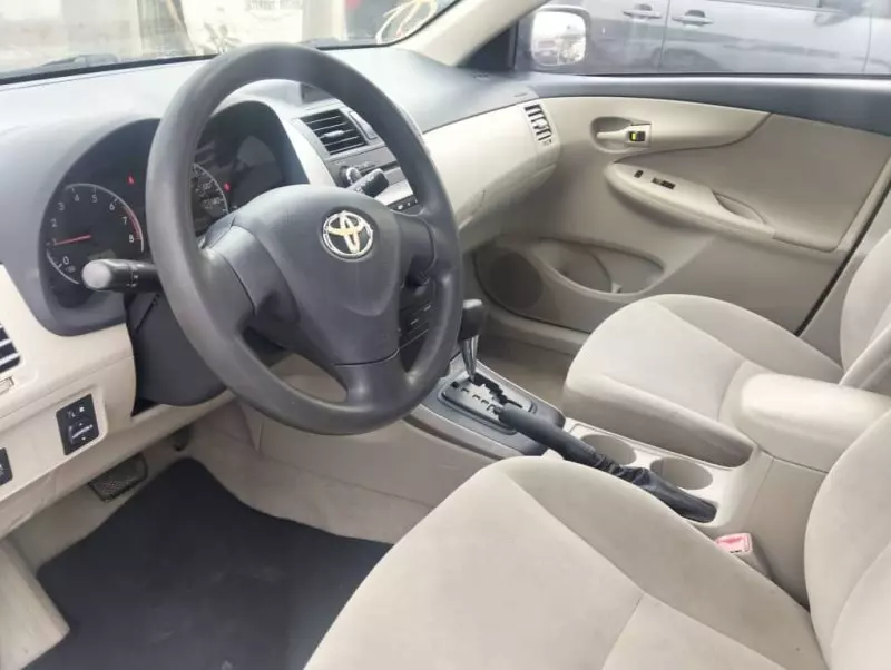 Toyota Corolla   - 2013