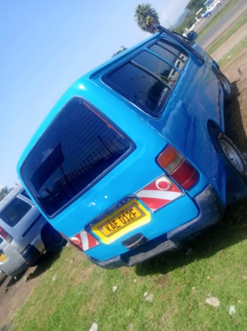 Toyota Hiace   - 1999