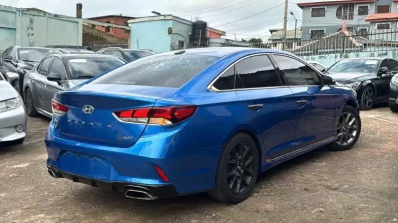 Hyundai Sonata   - 2018