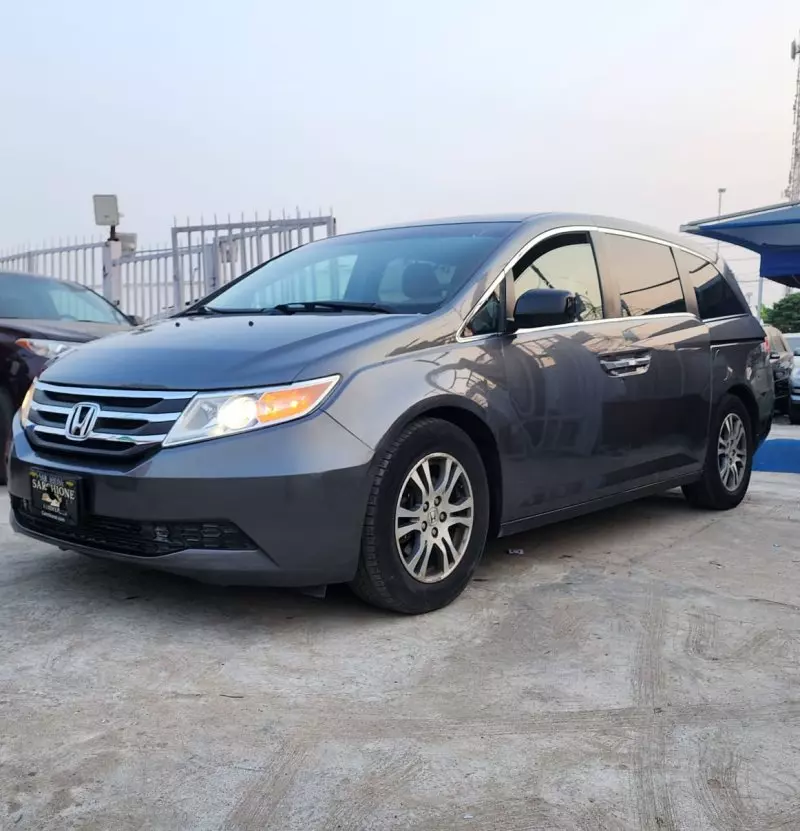 Honda Odyssey   - 2012