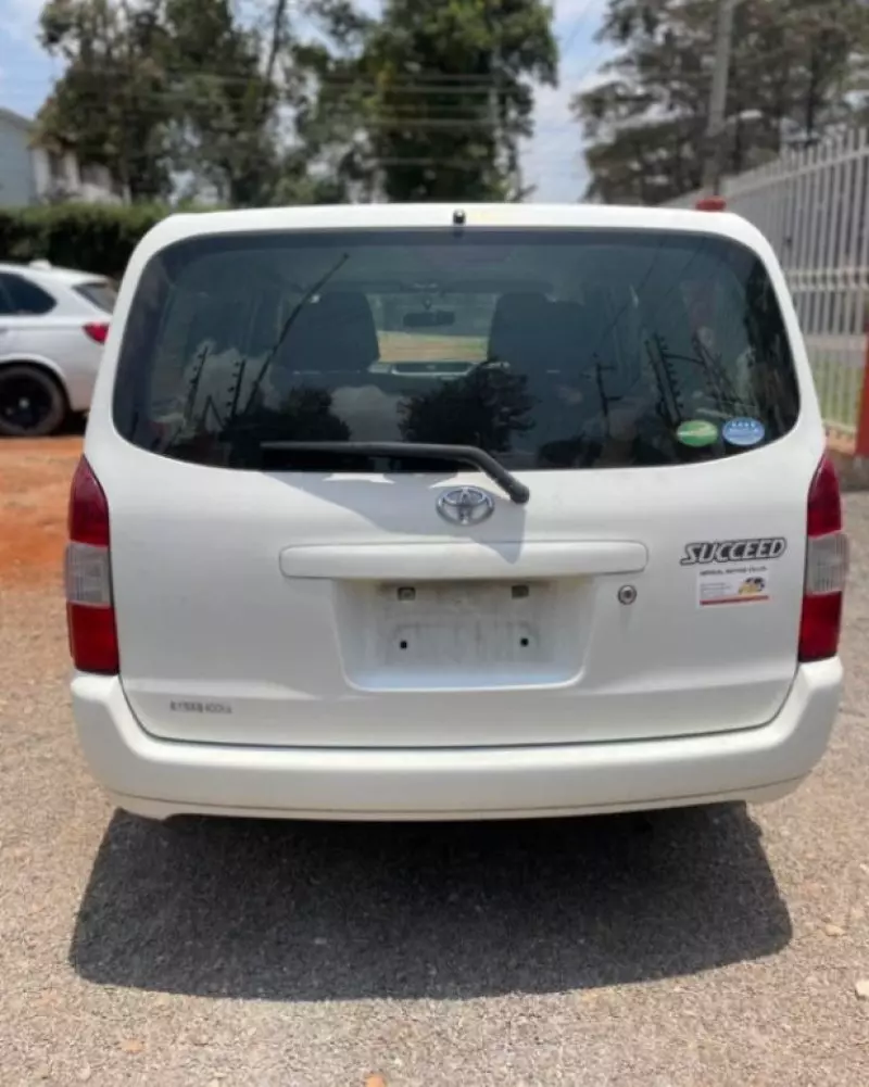 Toyota Succeed    - 2018