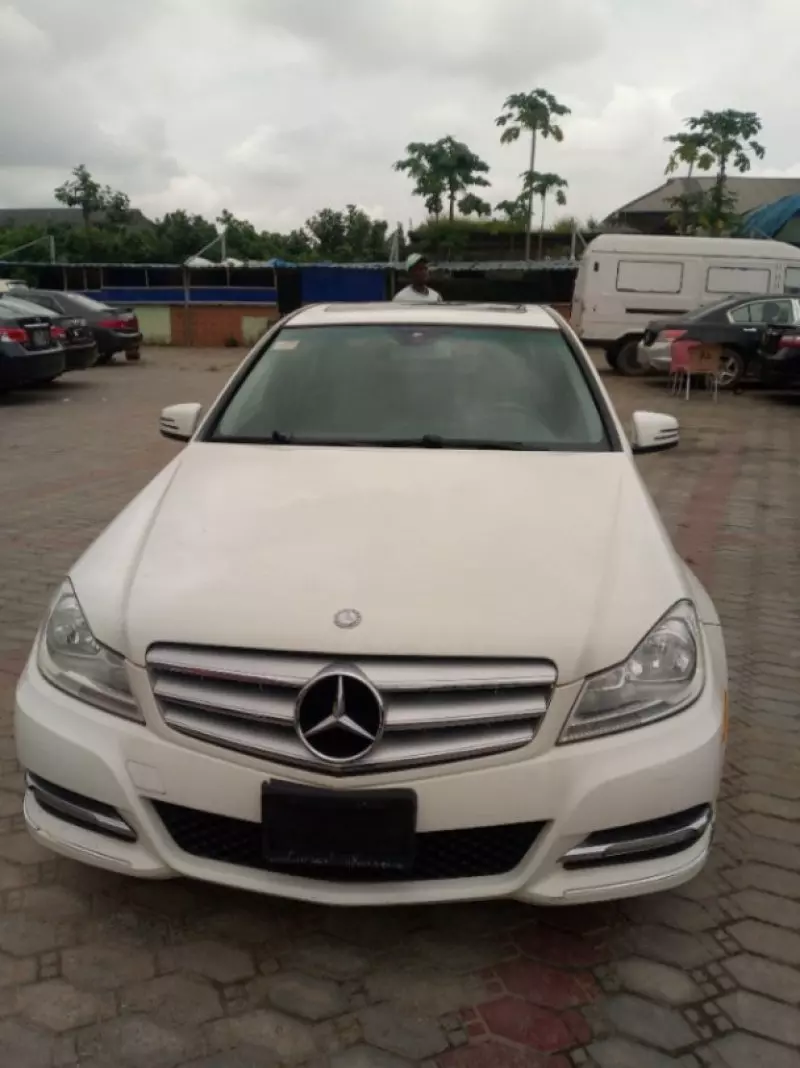 Mercedes-Benz CLC 350   - 2011