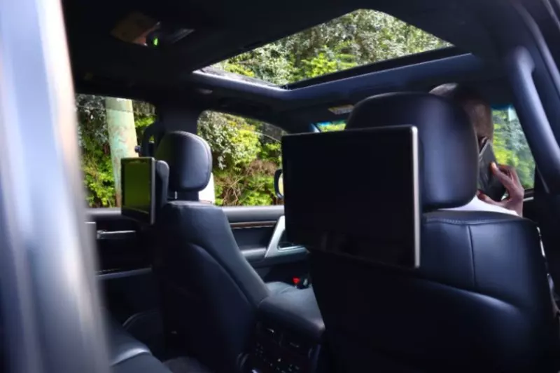 Toyota Landcruiser  V8   - 2020