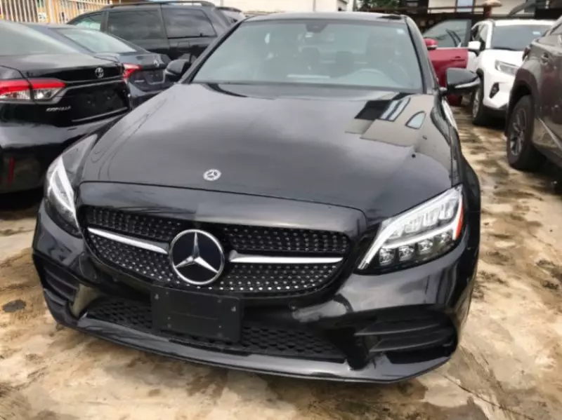 Mercedes-Benz C 300   - 2019