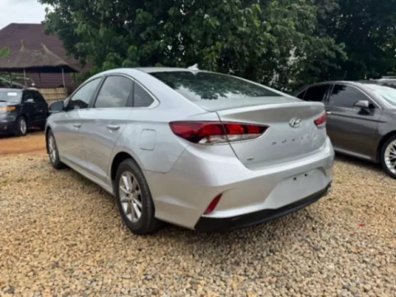 Hyundai Sonata   - 2018