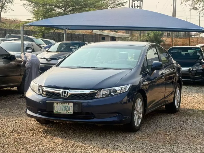 Honda Civic   - 2012