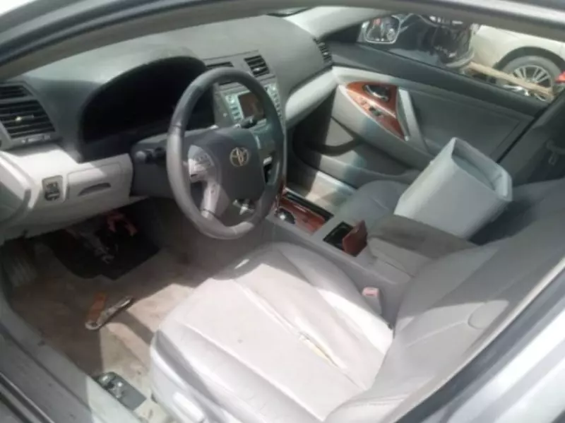 Toyota Camry   - 2009