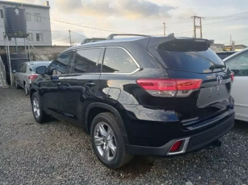 Toyota Highlander - 2019
