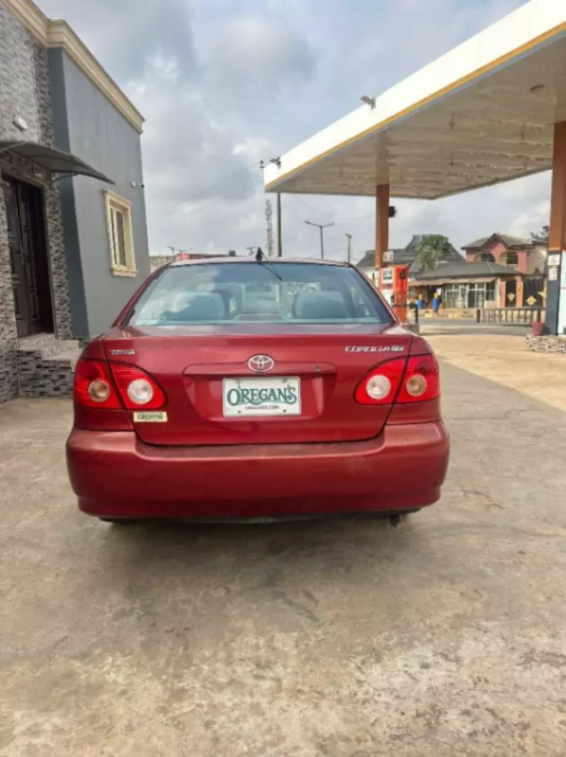 Toyota Corolla   - 2007