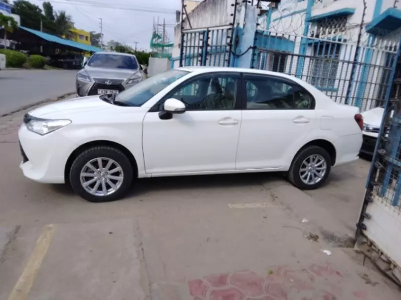 Toyota Axio    - 2018