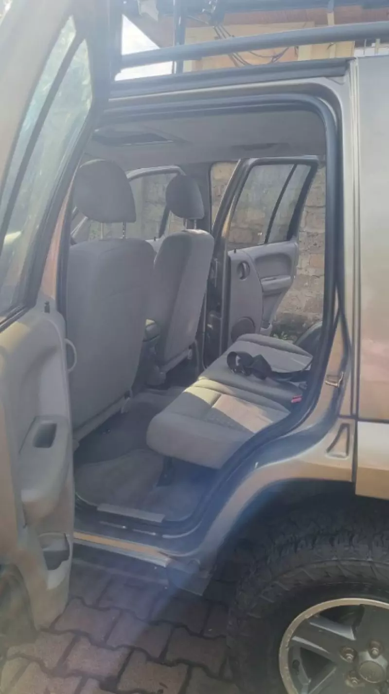 JEEP Cherokee   - 2007