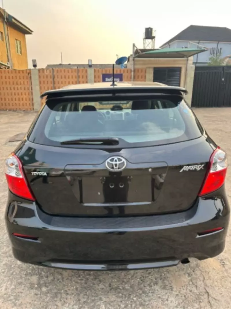 Toyota Matrix   - 2009