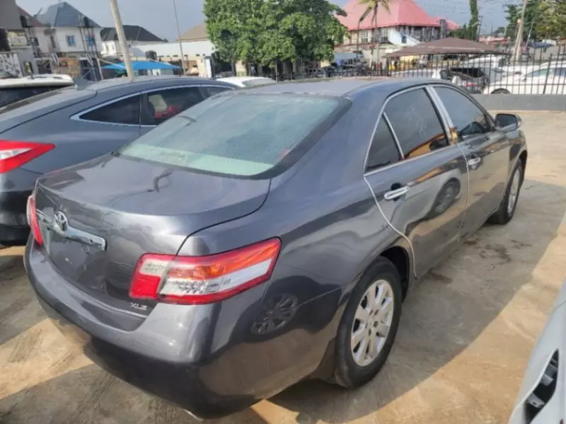 Toyota Camry   - 2007