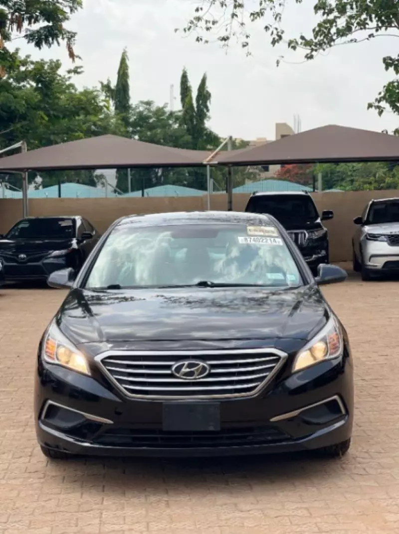 Hyundai Sonata   - 2017