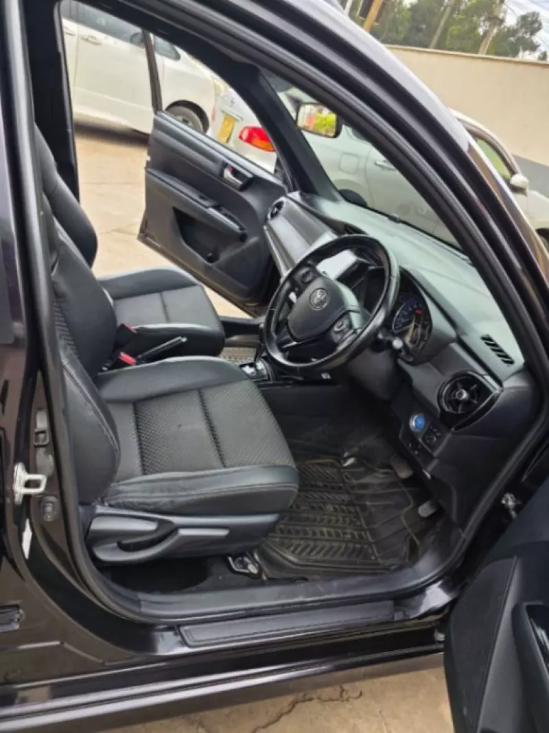Toyota Fielder    - 2015