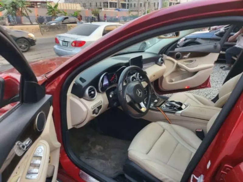 Mercedes-Benz C-Class - 2016