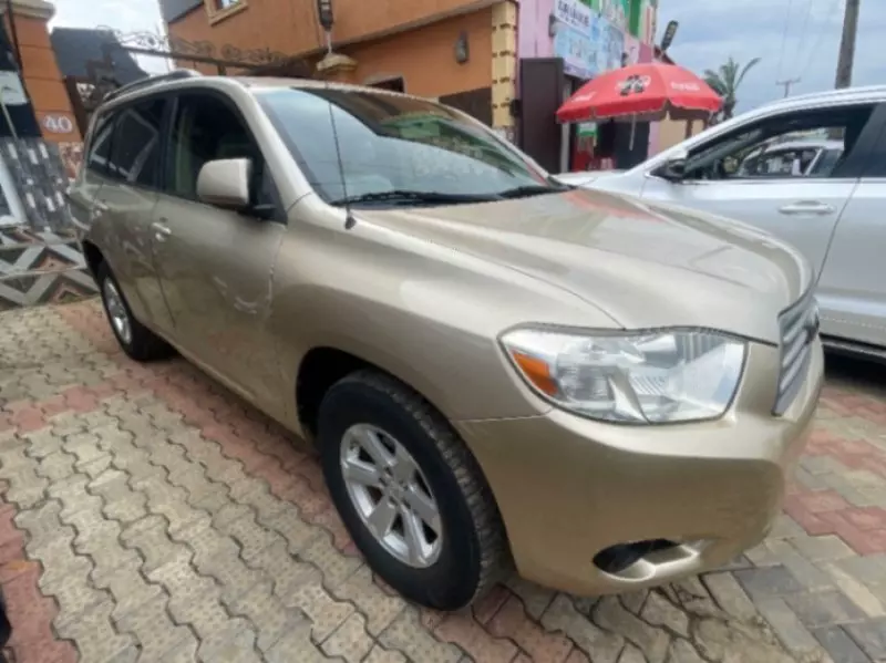 Toyota Highlander   - 2008