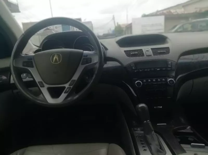 Acura MDX   - 2011
