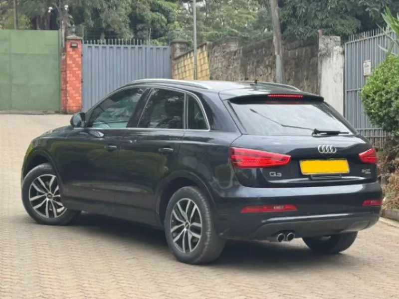 Audi Q3   - 2014