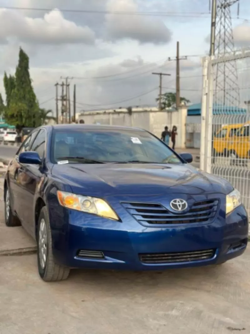 Toyota camry   - 2007