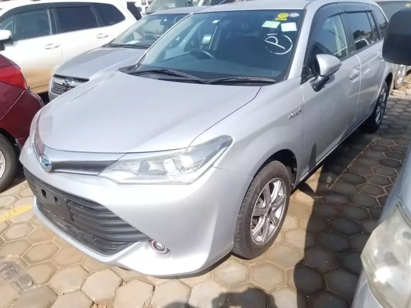 Toyota Fielder hybrid    - 2015