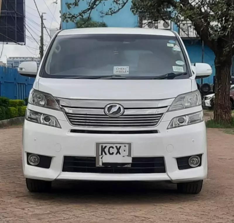 Toyota Vellfire    - 2012