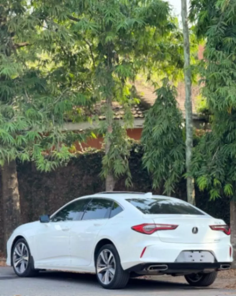Acura TLX