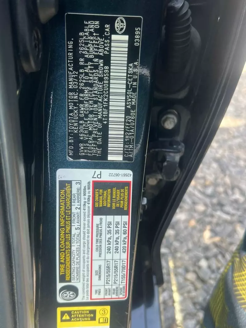 Toyota Camry   - 2012