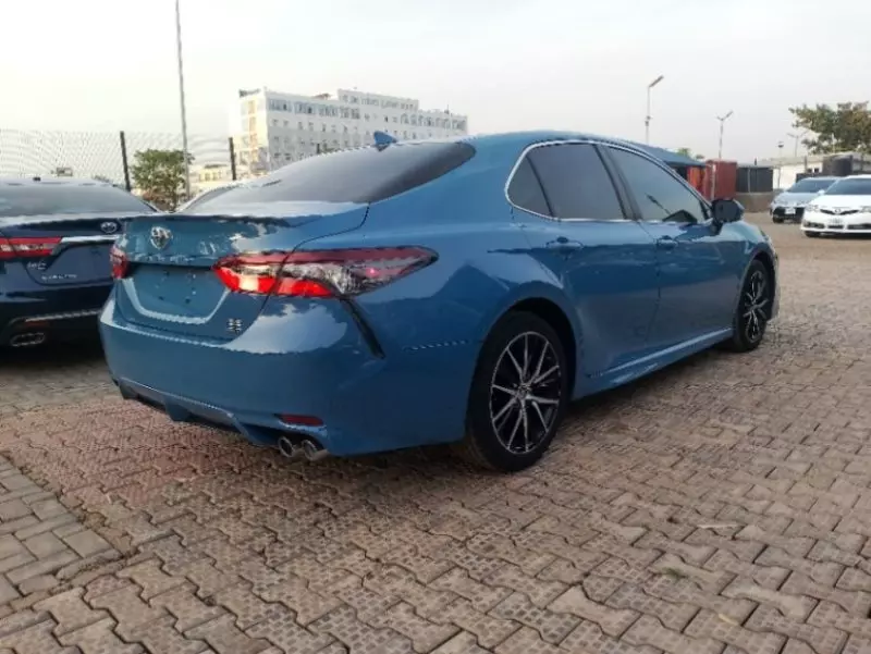 Toyota Camry   - 2023
