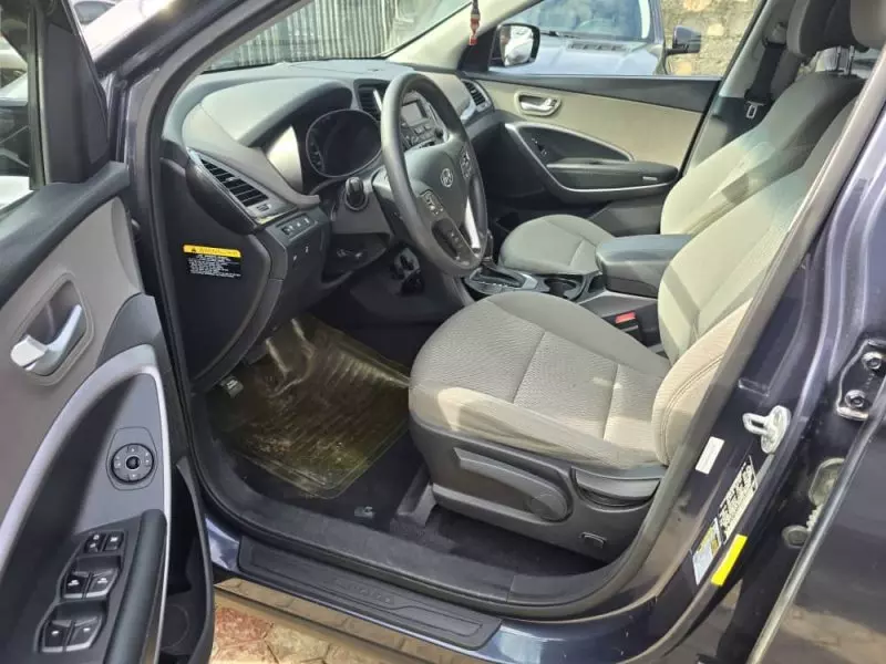 Hyundai Santa FE   - 2015