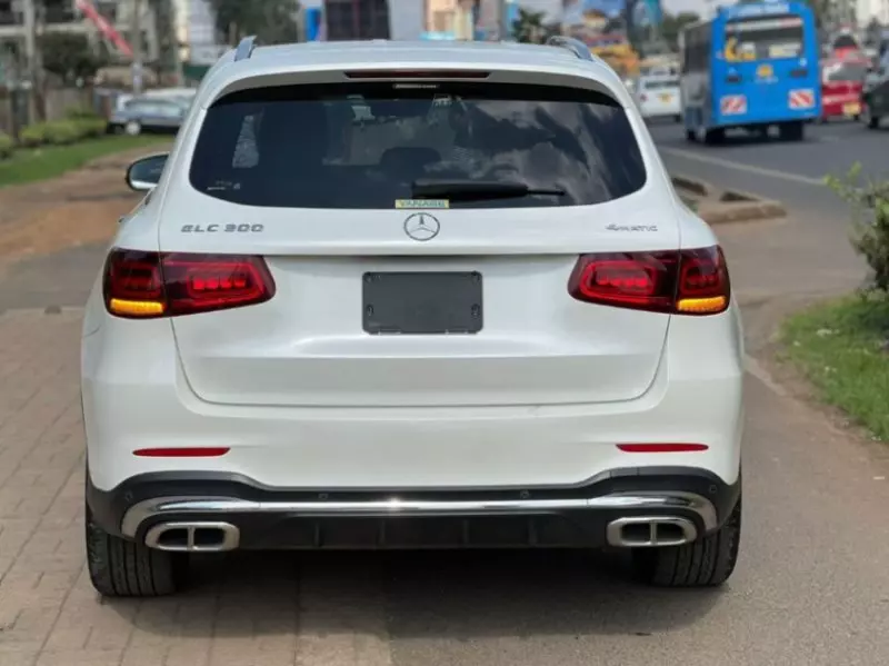 Mercedes-Benz GLC 300 - 2020