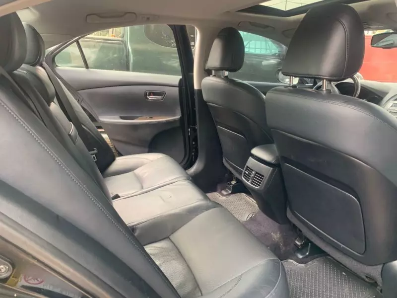 Lexus ES 350   - 2011