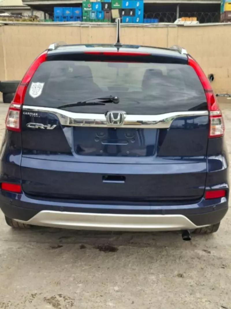 Honda CR-V   - 2015