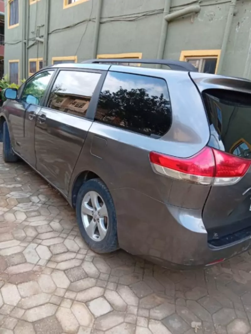 Toyota Sienna