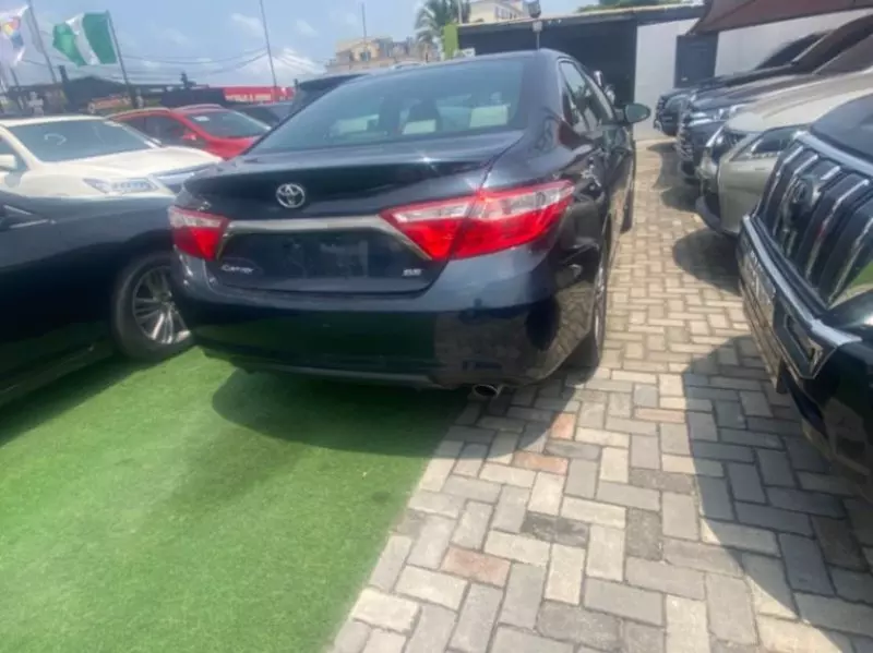 Toyota camry   - 2017