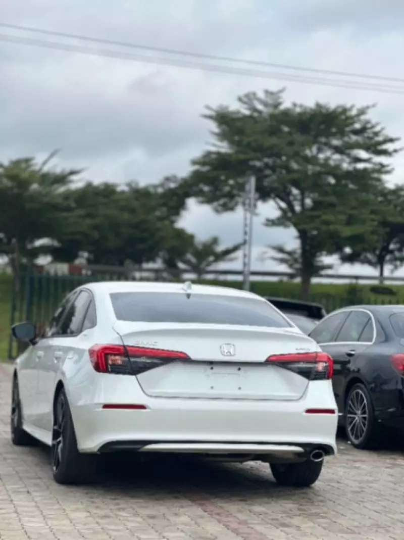 Honda Civic   - 2022