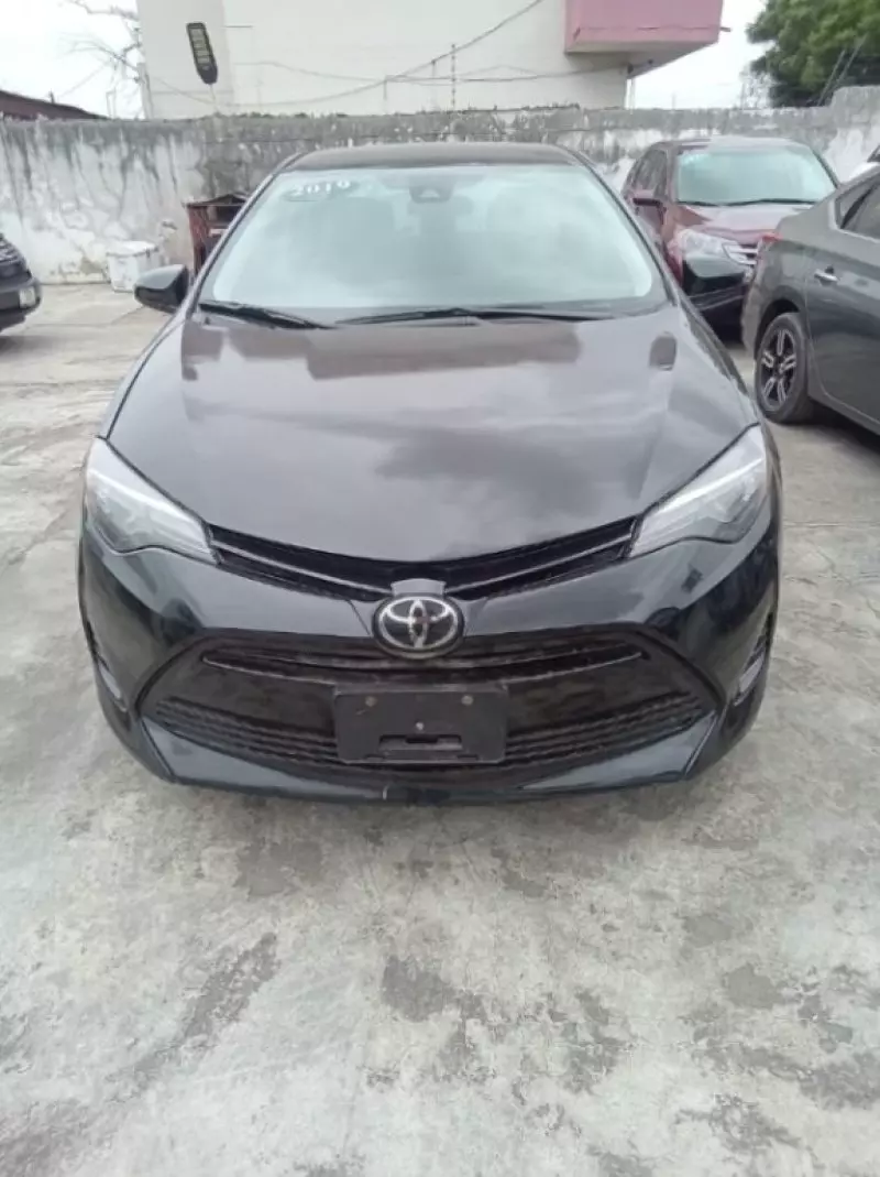 Toyota Corolla   - 2013
