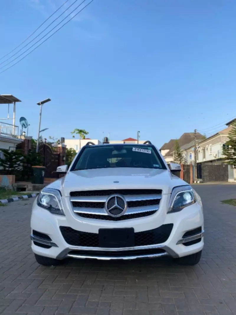 Mercedes-Benz GLK 350   - 2013