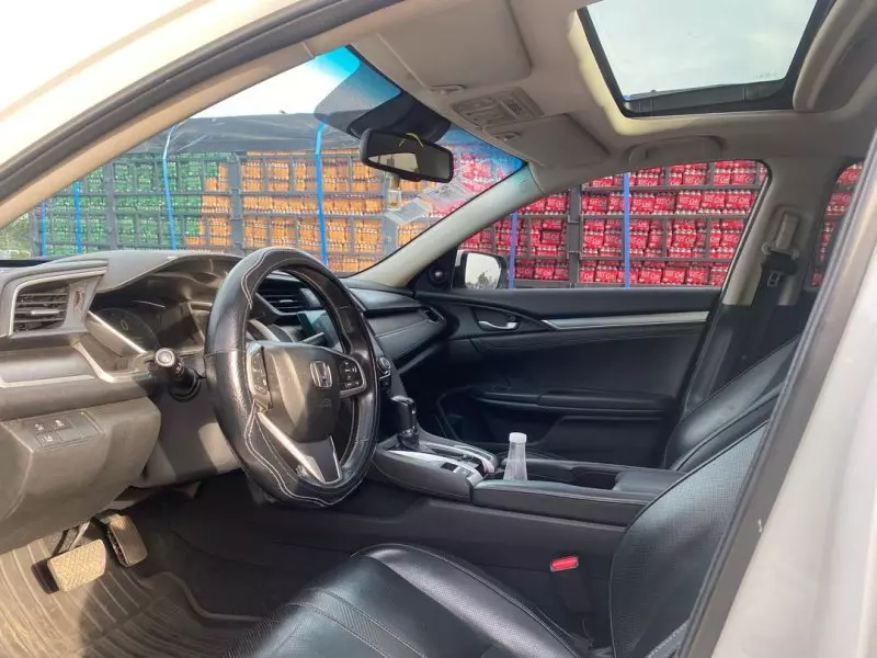 Honda Civic   - 2016
