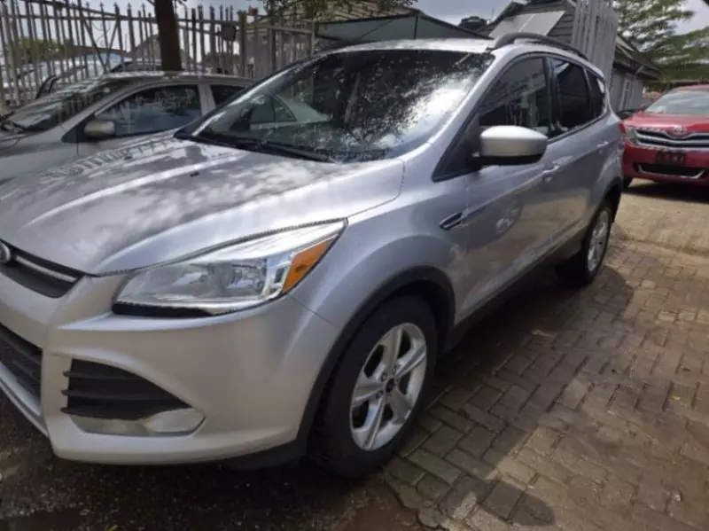 Ford Escape   - 2014