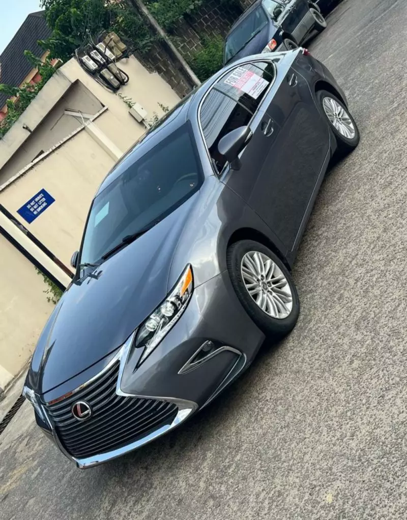 Lexus ES 350   - 2013
