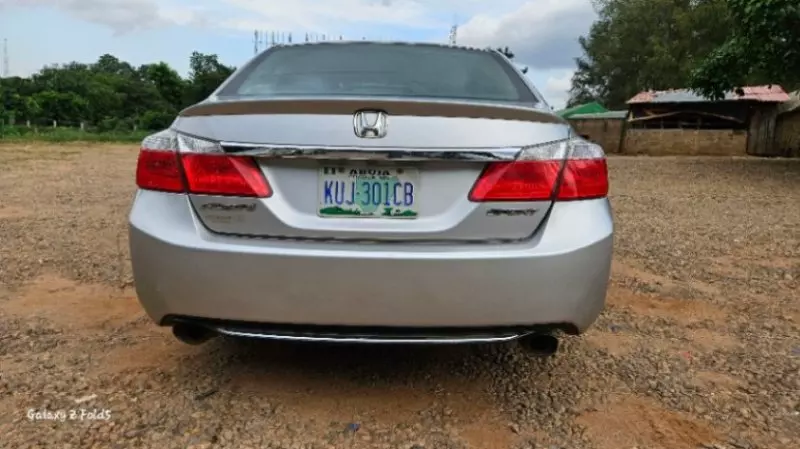 Honda Accord   - 2013