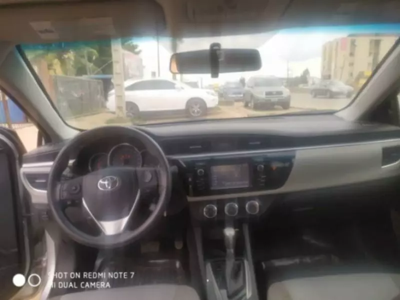Toyota corolla   - 2015