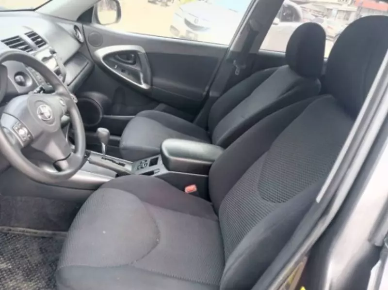 Toyota Rav4   - 2011