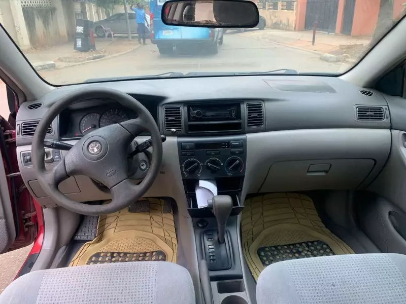 Toyota Corolla   - 2006
