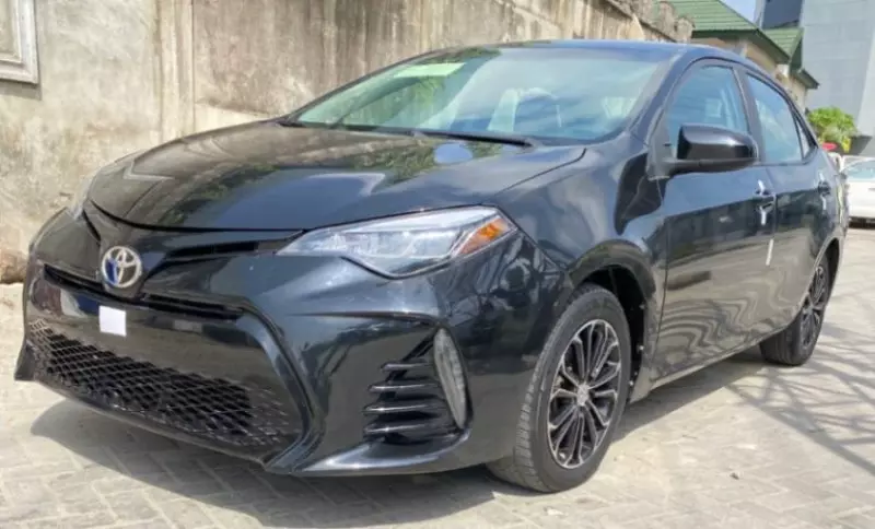 Toyota Corolla   - 2015