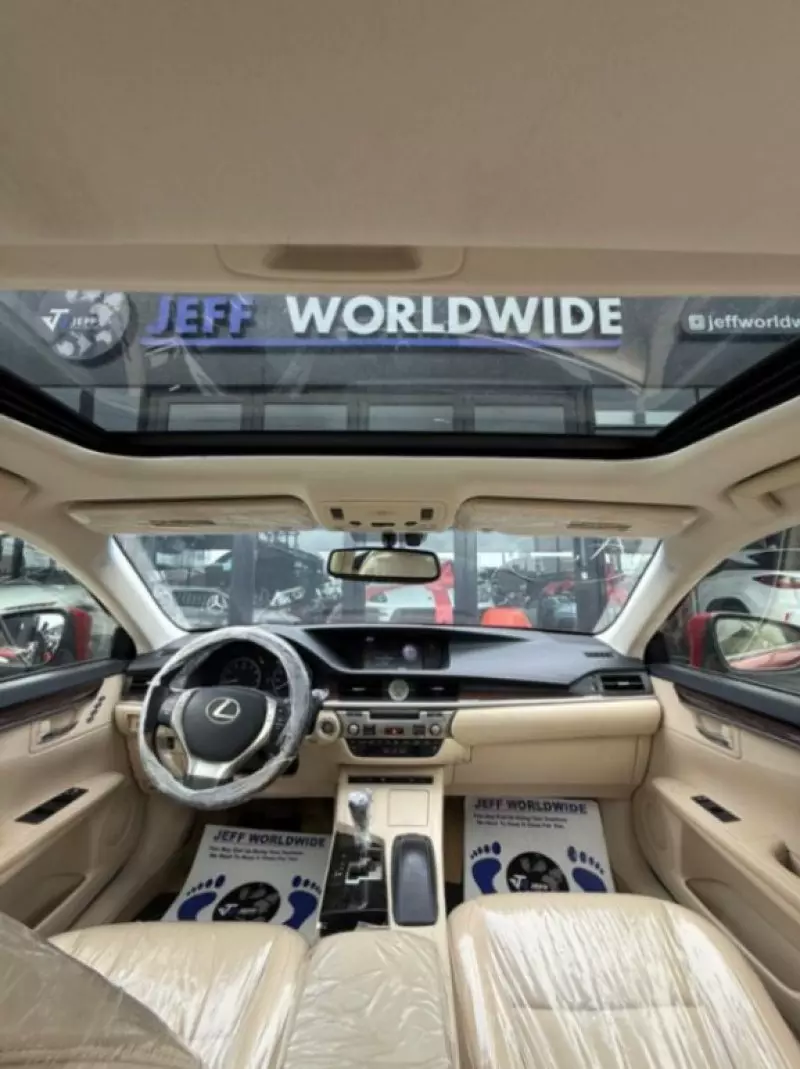 Lexus ES 350   - 2014