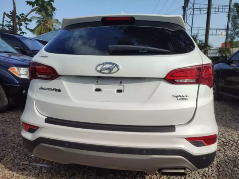 Hyundai Santa Fe Sport   - 2017