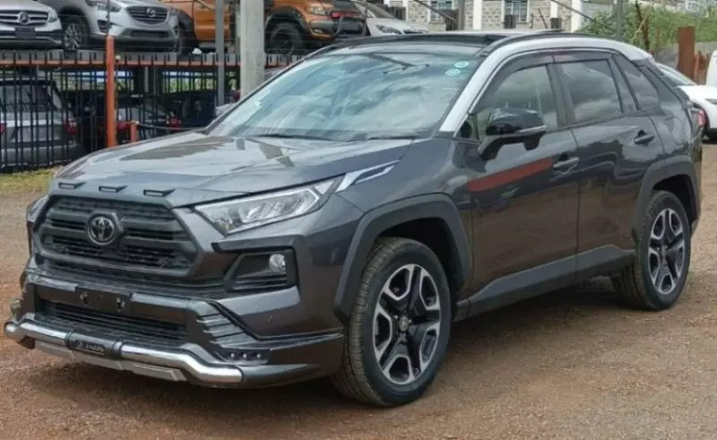 Toyota RAV4   - 2019