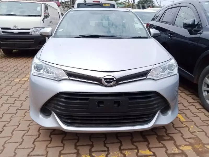 Toyota Fielder    - 2015